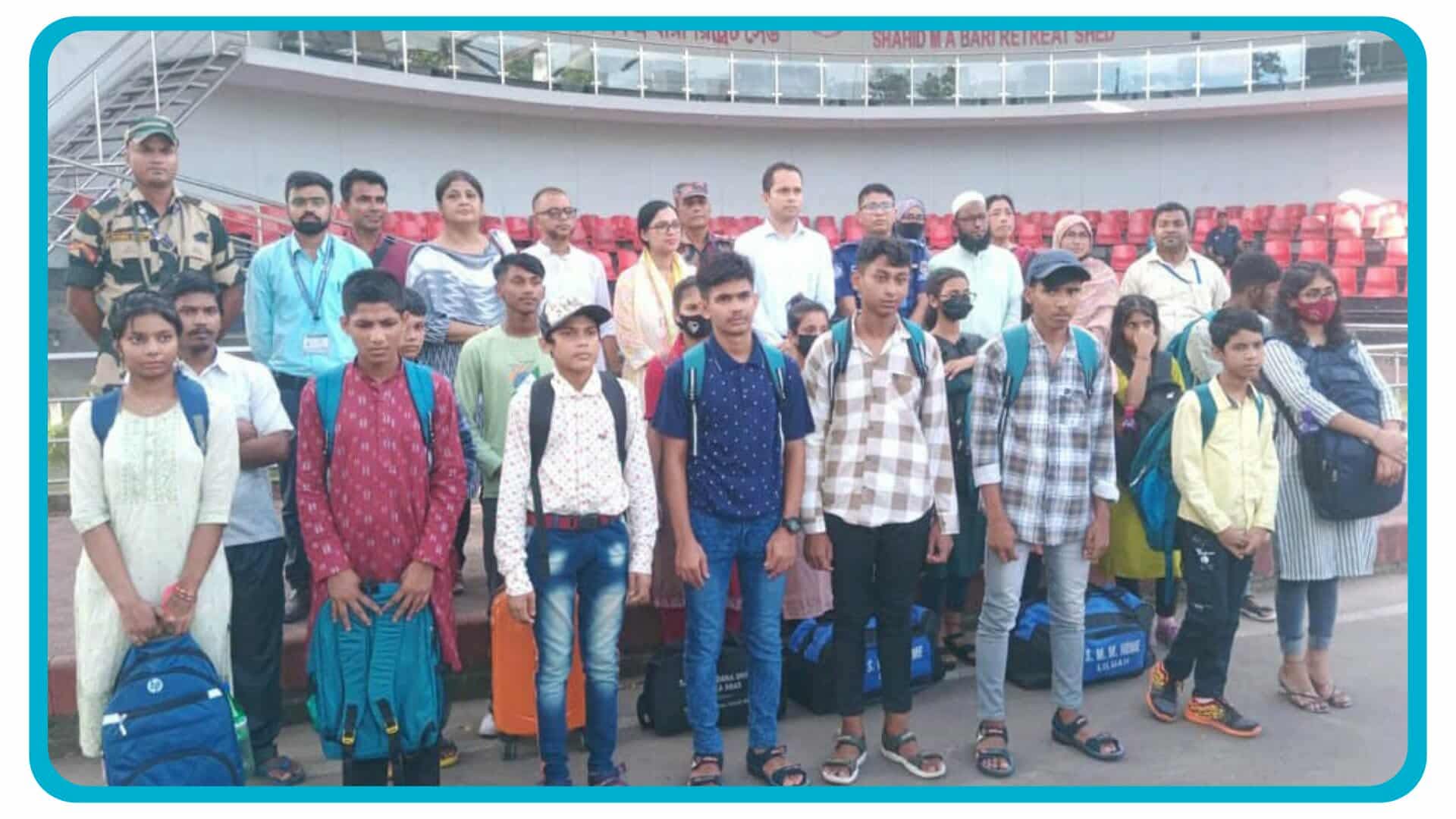 ভারতে বিভিন্ন মেয়াদে জেল খেটে বিশেষ ট্রাভেলস পারমিটের মাধ্যেমে দেশে ফিরল ১০ শিশু  কিশোর ও ৭ জন কিশোরী ।