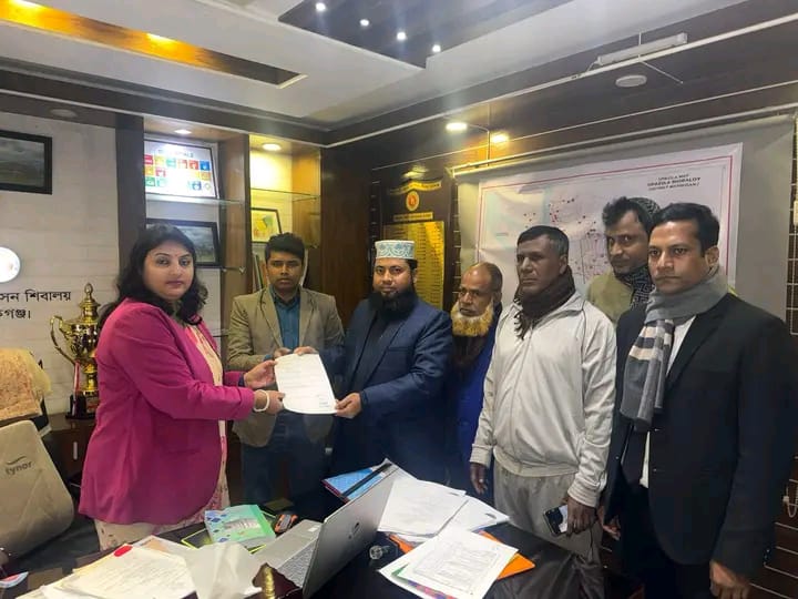 মানিকগঞ্জ-১ আসনে গণধিকার পরিষদের প্রার্থী মোহাম্মদ ইলিয়াছ হুছাইনের মনোনয়ন জমা