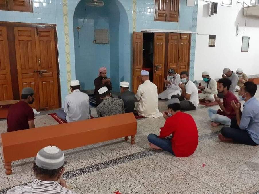 জনতার কামরানের মাগফিরাত কামনায় দোয়া ও মিলাদ মাহফিল।