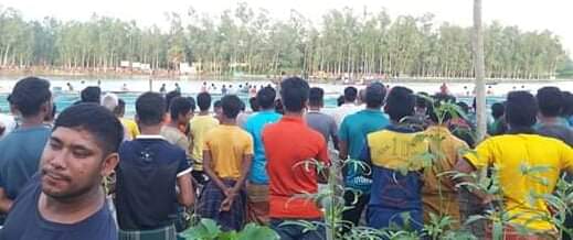 সিরাজগন্জের ফুলজোড় নদীতে নিখোঁজ মোতালেব এর লাশ দিন গেলেও  উদ্ধার হয়নি।