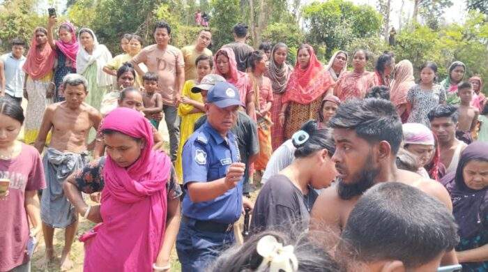 ভাইবোনছড়ায় নদীতে শামুক কূড়াতে গিয়ে ২ কিশোরীর মৃত্যু।