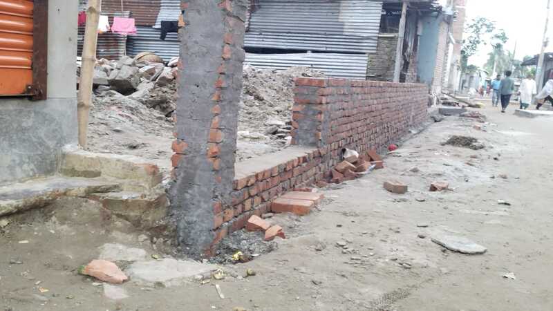ঢাকা উত্তর সিটি কর্পোরেশনের ৫৩নং ওয়ার্ডে রাস্তা নির্মাণে তানিয়া তাপসীর বাঁধা