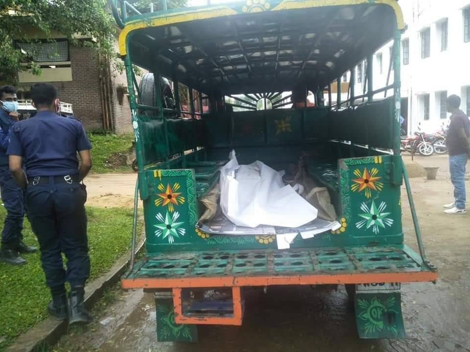 দীঘিনালায় সন্ত্রাসীদের গুলিতে সোনামিয়া টিলা ভূমি রক্ষা কমিটির সভাপতি আব্দুল মালেকের স্ত্রীর মৃত্যু।