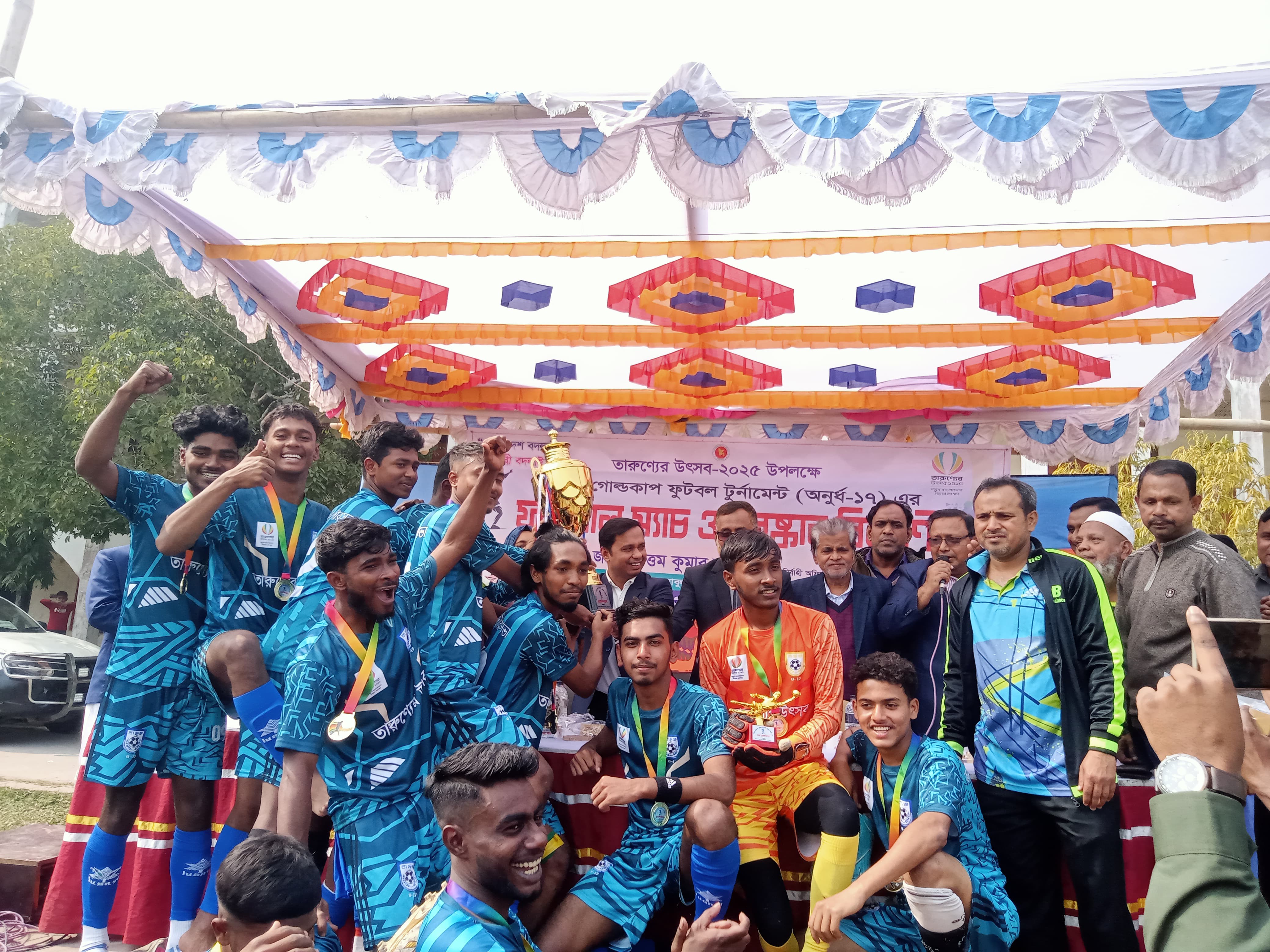কয়রায় খাল ভরাট করে আ’লীগ কার্যালয় নির্মাণ, ফসলের মারাত্মক ক্ষতি