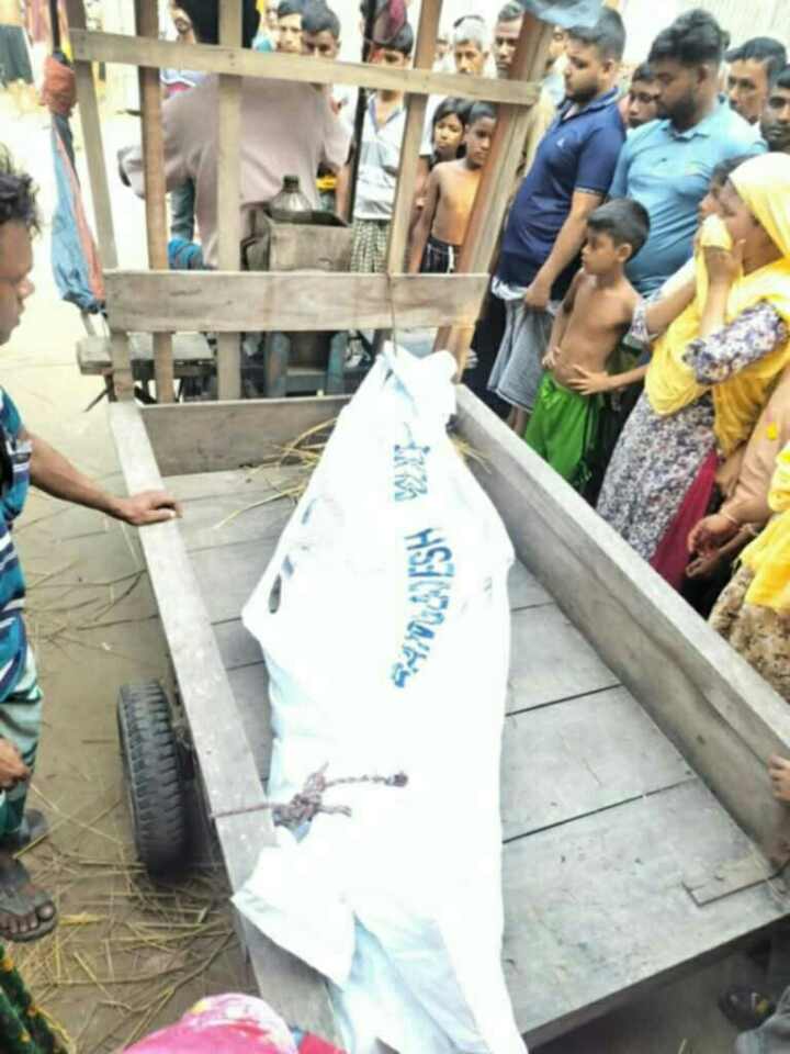 সলঙ্গায় স্ত্রীকে গলাকেটে হত্যা করেছে ঘাতক স্মামী।
