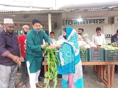 রাজশাহী মহানগরীতে ১২০০পরিবারের মাঝে সবজি বিতরন।