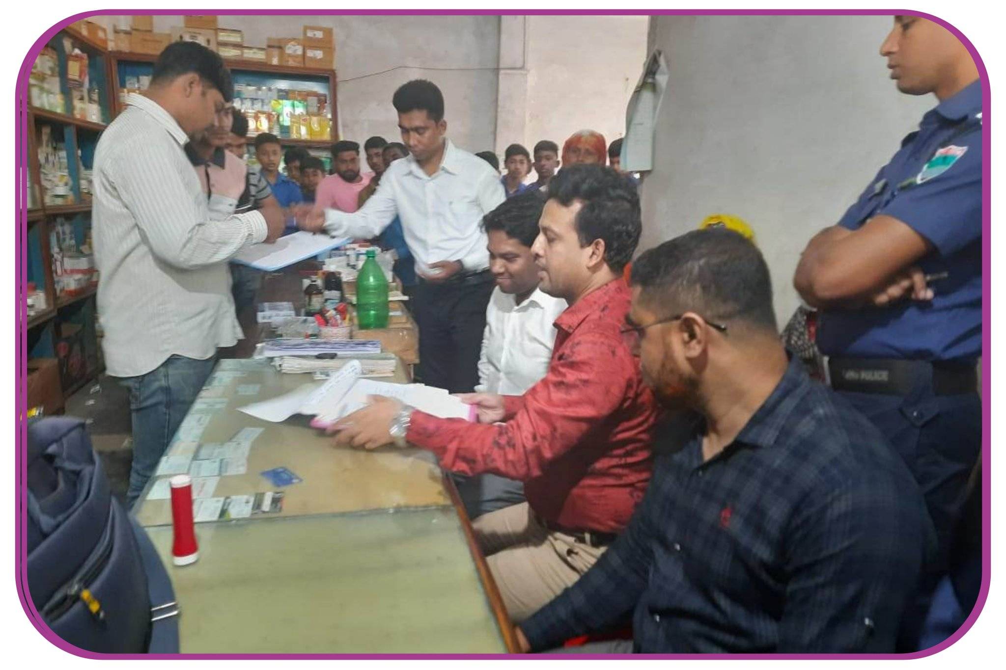 ঝিকরগাছায় ভ্রাম্যমান অভিযানে ঊষা হোমিও হলকে এক লাখ টাকা জরিমানা