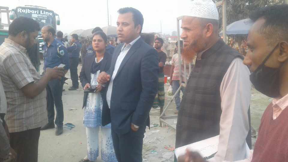 হাটিকুমরুলে অবৈধ যানবাহন চলাচলে  ভ্রাম্যমাণ আদালত পরিচালনা।