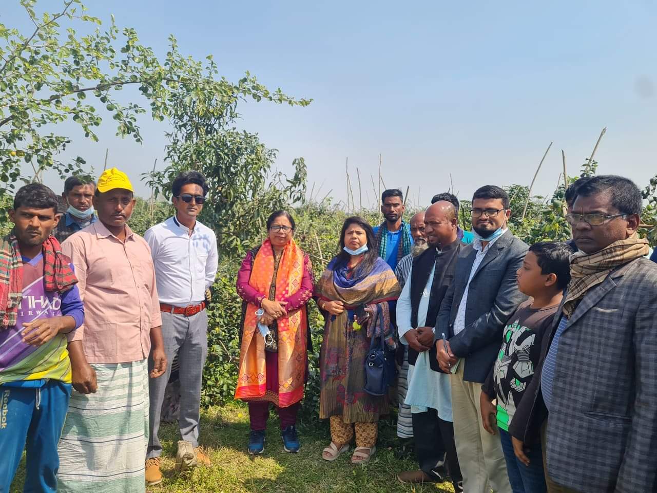 রাজশাহীর বাঘায় ফসলের প্রণোদনা ও প্রদর্শনী কার্যক্রম পরিদর্শন