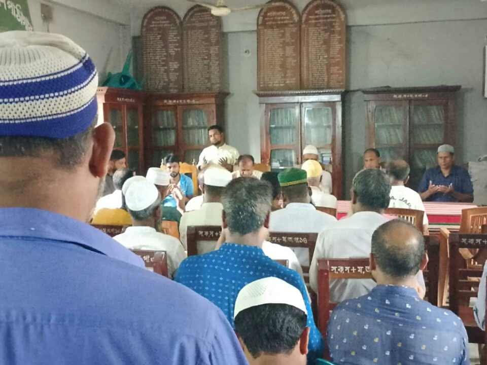 সলঙ্গায় জুলাই বিপ্লবে শহীদদের স্মরণে দোয়া।